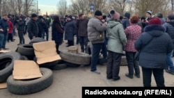 Акция протеста против организации карантина для эвакуированных в Новых Санжарах. 20 февраля 2020 года